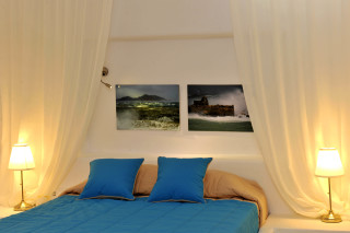 the cozy bed of ammos villa