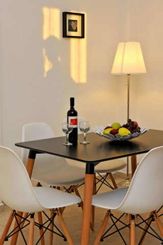 dinning table