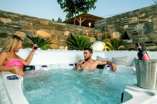 ammos villa jacuzzi